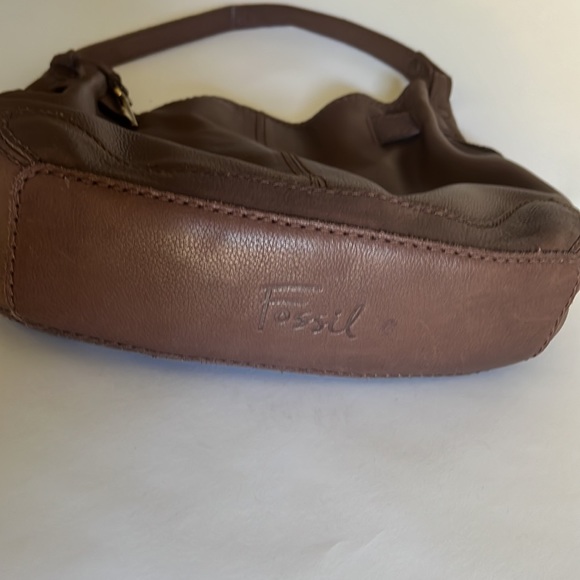 Fossil Slouchy Leather Shoulder Bag - Picture 12 of 12
